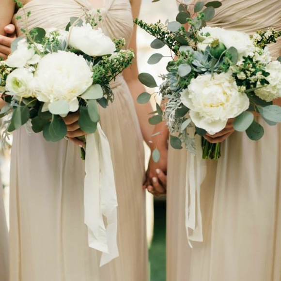 Amsale chiffon crinkle bridesmaid dress - Picture 2 of 2